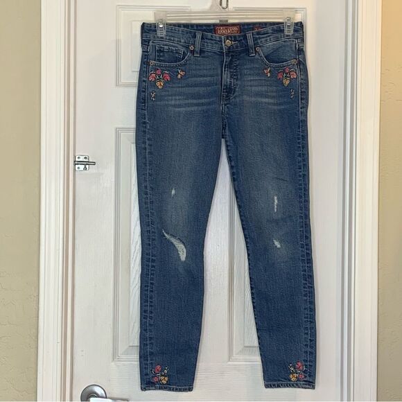 Lucky Brand Ava Skinny Floral Embroidered Distressed Jeans Size 2 - Picture 9 of 10